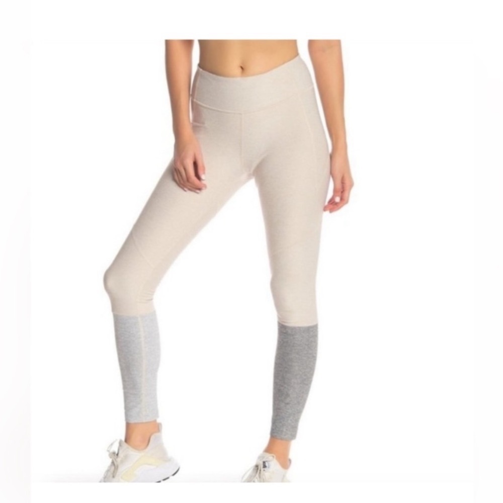 Outdoor Voices Oatmeal & Gray Dipped Leggings - Picture 1 of 9
